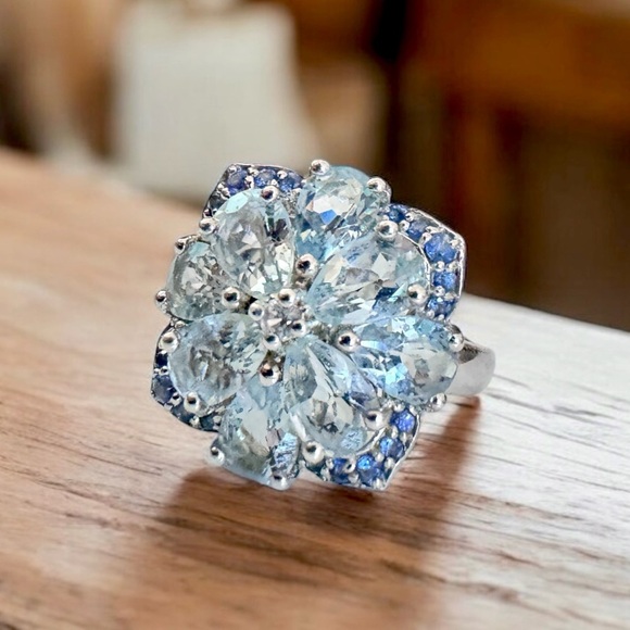 🩵Aquamarine💙Sapphire🤍Topaz Sterling Silver Ring (5.25) - Picture 11 of 15
